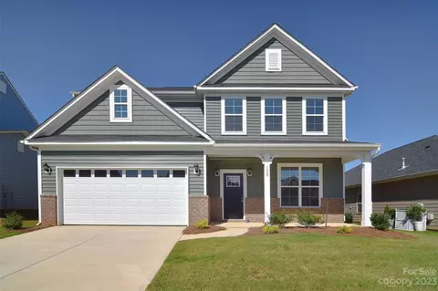 138 Fleming Dr, Statesville, NC 28677