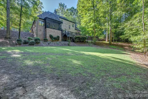 505 Stuart Rdg, Cramerton, NC 28032 photo 3