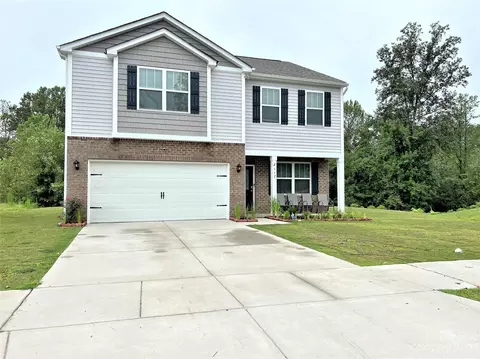 3117 Platinum Pointe Dr, Charlotte, NC 28227