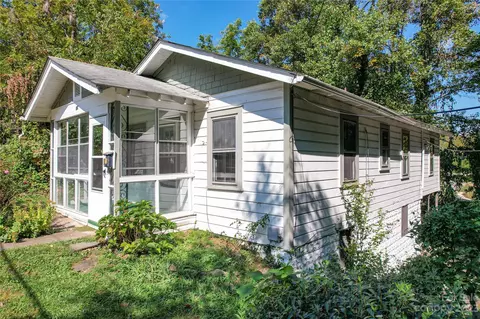 90 Oakwood St, Asheville, NC 28806
