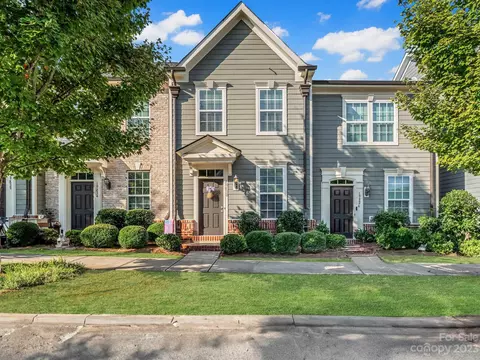 19830 Lamp Lighters Way, Cornelius, NC 28031