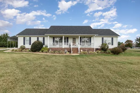 749 Skinner Rd, Shelby, NC 28152