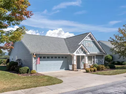 115 Snowy Egret Way, Hendersonville, NC 28792