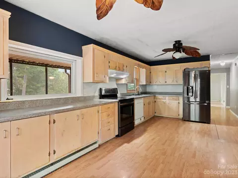 98 Pinecrest Dr, Alexander, NC 28701 photo 8