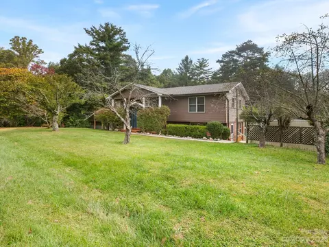 98 Pinecrest Dr, Alexander, NC 28701 photo 3