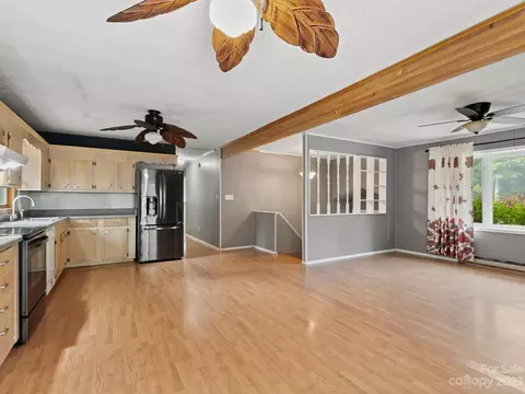 98 Pinecrest Dr, Alexander, NC 28701 photo 9