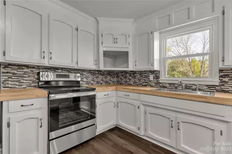 3088 Propst Rd, Clover, SC 29710 photo 19
