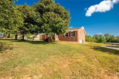 3088 Propst Rd, Clover, SC 29710 photo 6
