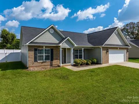 1882 Ranchland Nw Dr NW, Conover, NC 28613