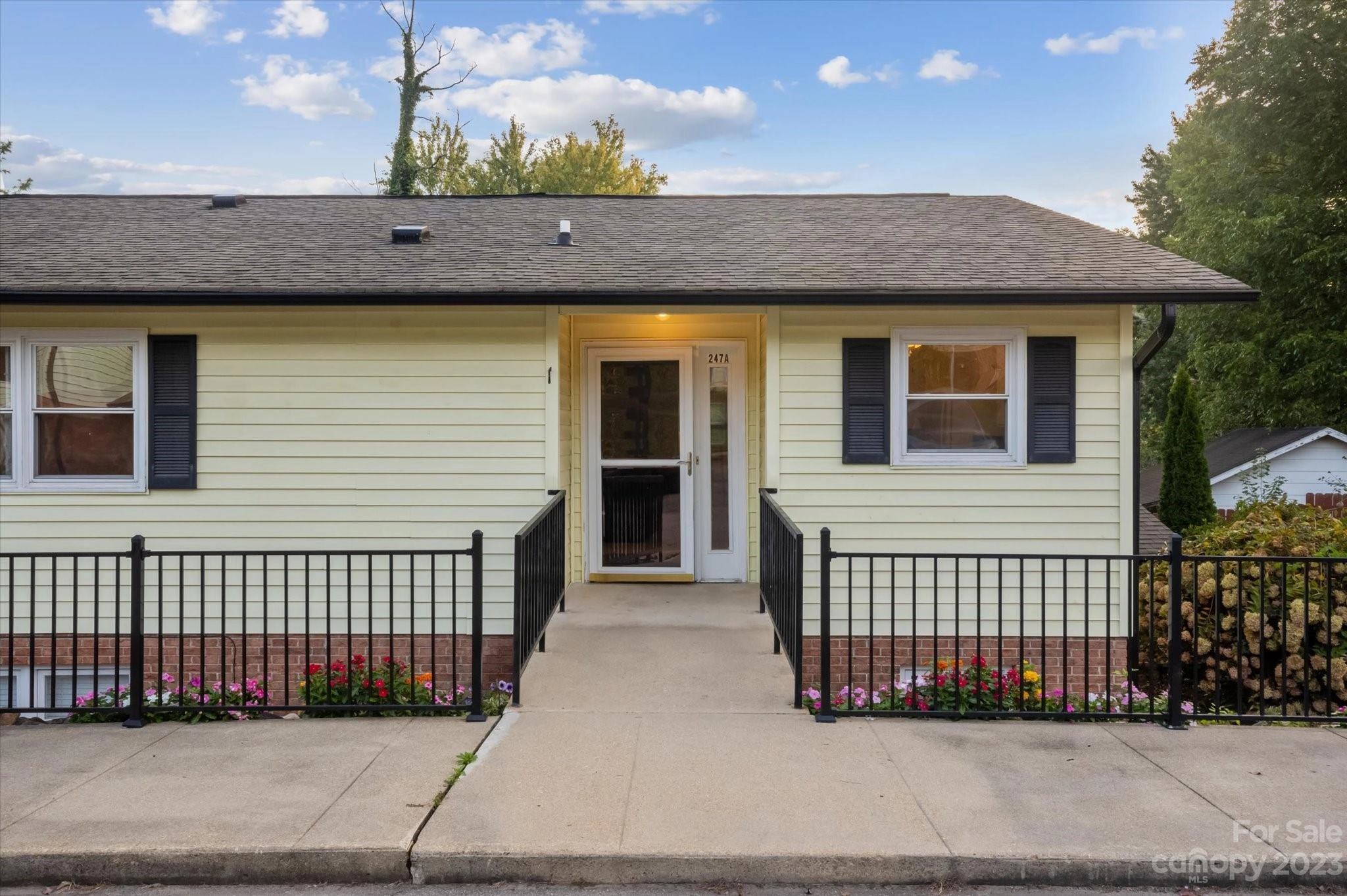 247 S Garden A St Unit A