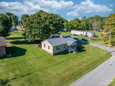 802 E Klutz St, Maiden, NC 28650 photo 32