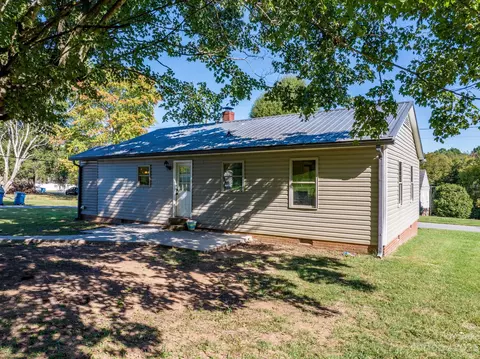 802 E Klutz St, Maiden, NC 28650 photo 23