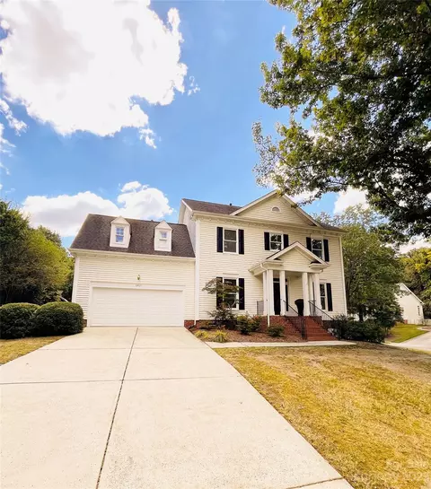 10409 Golden Leaf Ct, Charlotte, NC 28277