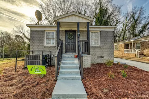 1025 Mcarthur Ave, Charlotte, NC 28206