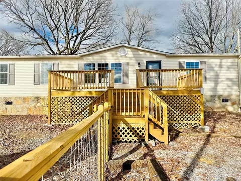 389 Church St, Marion, NC 28752