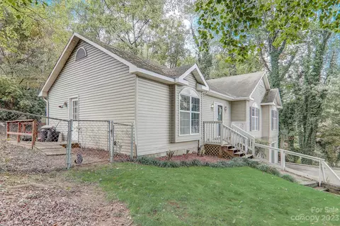 93 Poplar Dr, Clyde, NC 28721 photo 21