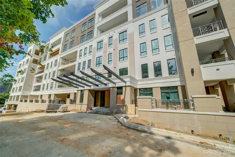 130 Cherokee 405 Rd #405, Charlotte, NC 28207