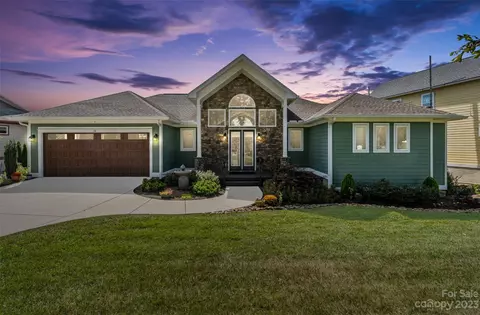 22 Al Dorf Dr, Weaverville, NC 28787