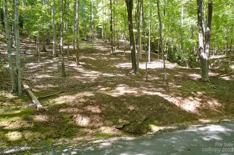 9999 Celo Heights 5 Way #5, Burnsville, NC 28714