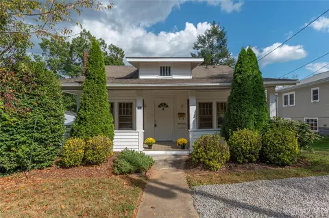 112 Hudson St, Asheville, NC 28806