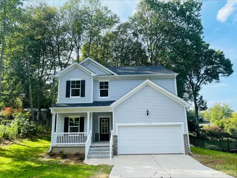 7135 Orchard Path Dr, Clemmons, NC 27012