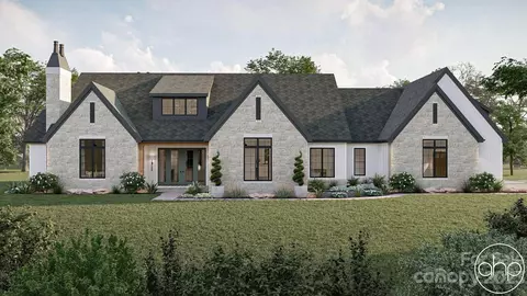 211 Horseshoe Lake Rd, Mount Holly, NC 28120