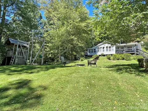370 Running Bear Rd, Hot Springs, NC 28743