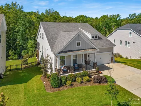 7236 Irongate Dr, Lancaster, SC 29720
