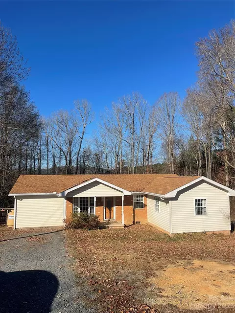 3911 River Rd, Troy, NC 27371
