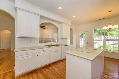 416 Eberle Way, Matthews, NC 28105 photo 12