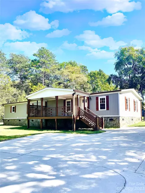 2812 Filbert Hwy, Clover, SC 29710