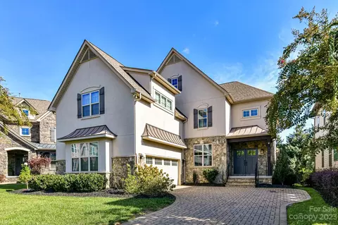 2228 Rock Creek Dr, Charlotte, NC 28226