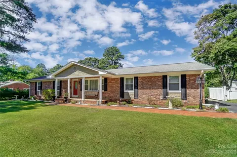 112 Ridge 11 Ave #11, Clover, SC 29710 photo 2