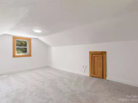 146 Sellers Rd, Clyde, NC 28721 photo 18