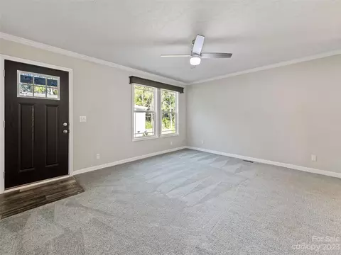 151 Brookside St, Clyde, NC 28721 photo 6