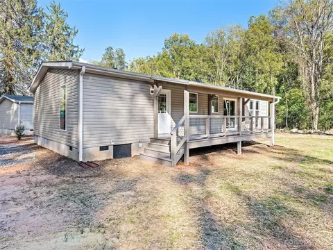 151 Brookside St, Clyde, NC 28721 photo 3