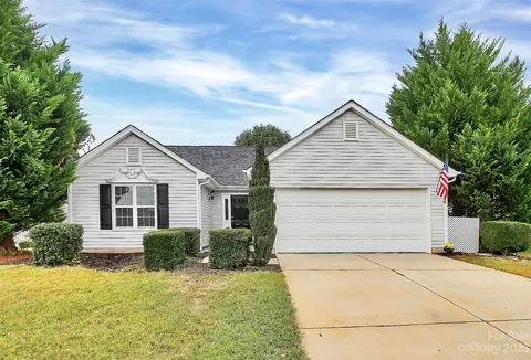 16017 Circlegreen Dr, Charlotte, NC 28273