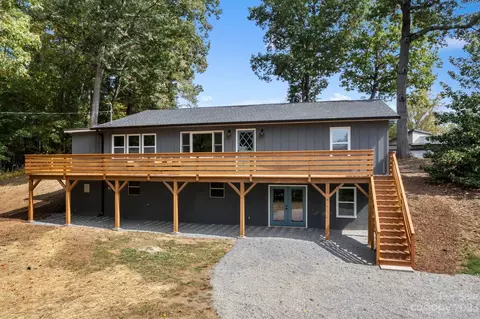 9 Nina St, Asheville, NC 28804