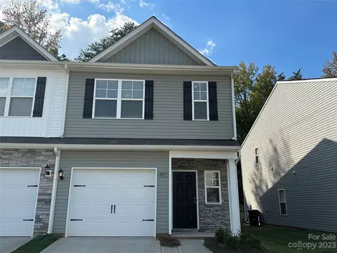 8113 Alderton Ln, Charlotte, NC 28215