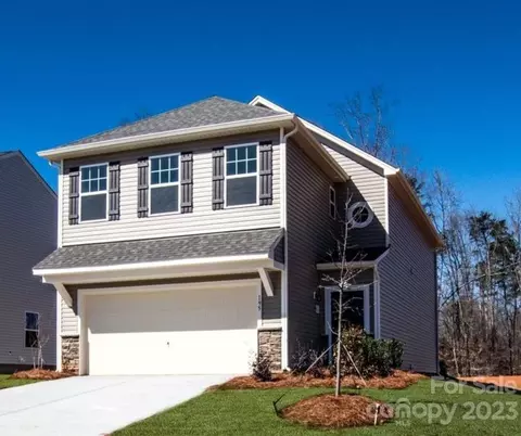 4014 Southern Pine Dr, Mount Holly, NC 28120