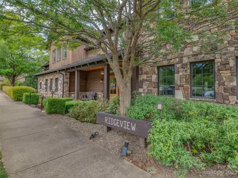 305 Clubhouse B201 Ln #B201, Mill Spring, NC 28756