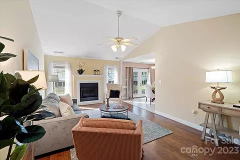 1007 Stepping Stone Ln, Monroe, NC 28110 photo 4