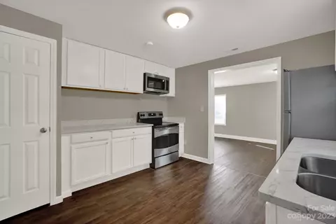 3331 NE Spencer Rd, Conover, NC 28613 photo 5
