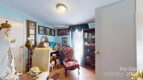 Living - 91 Apache Path, Marion, NC 28752 photo 7 of 7