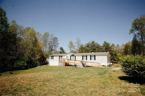 Exterior - 91 Apache Path, Marion, NC 28752 photo 6 of 7