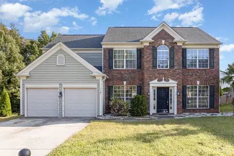 3129 Surreyhill Ct, Charlotte, NC 28270
