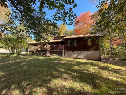 156 Mountain Ivy Dr, Marion, NC 28752