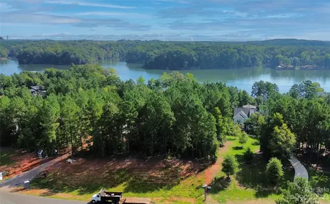 121 Cape August Pl, Belmont, NC 28012