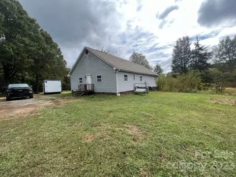 12930 Plaza Road Ext, Charlotte, NC 28215