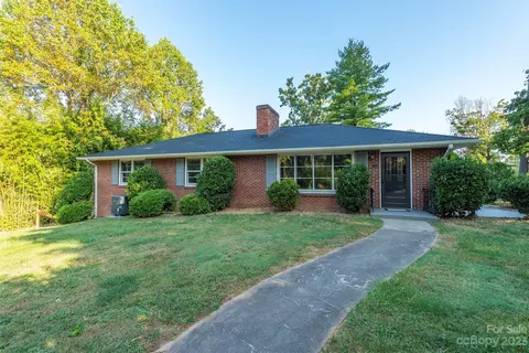 70 Taft Ave, Asheville, NC 28803